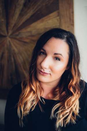 Cărți de Jennifer L. Armentrout